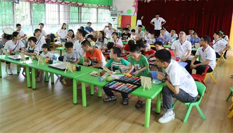 冶建青年走進(jìn)兒童福利院，帶去愛的“綠動(dòng)”