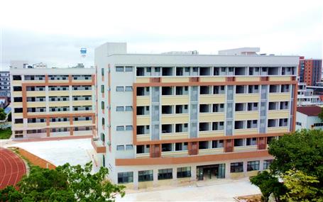 【錨定目標 奮力沖刺】冶建桂華分公司柳州市第二十七中學項目順利通過竣工驗收